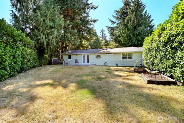 25950 NW Circle Drive S, Poulsbo, WA 98370