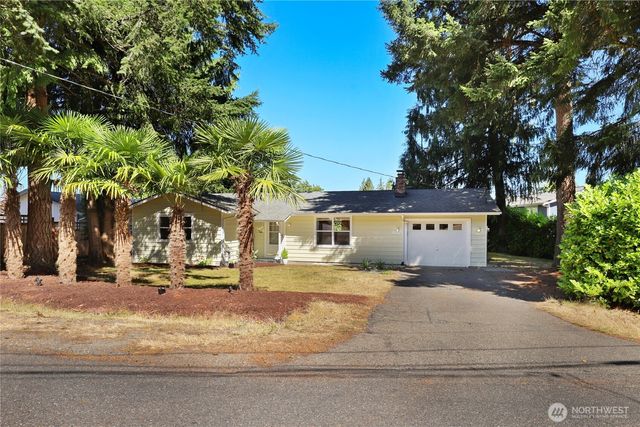 25950 NW Circle Drive S, Poulsbo, WA 98370