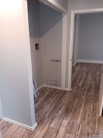 245 Pendleton, San Antonio, TX 78204