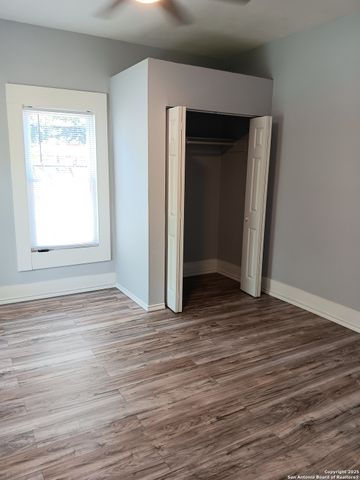 245 Pendleton, San Antonio, TX 78204