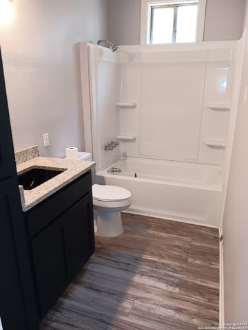 245 Pendleton, San Antonio, TX 78204