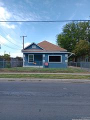 245 Pendleton, San Antonio, TX 78204