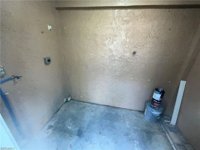 610 SE 13th CT A, Cape Coral, FL 33990