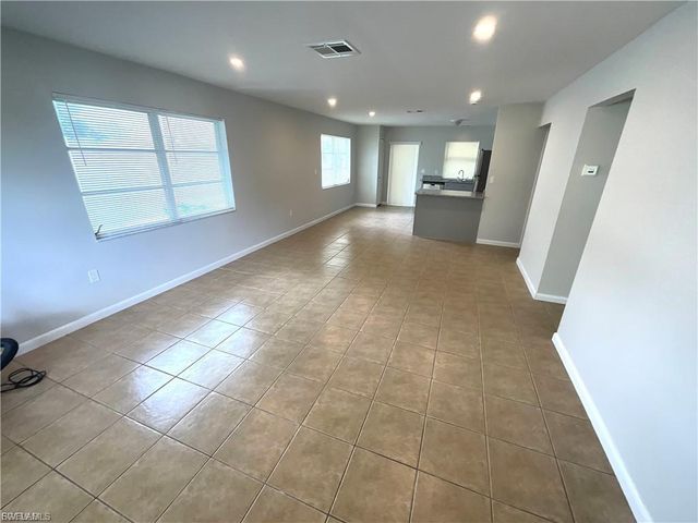 610 SE 13th CT A, Cape Coral, FL 33990