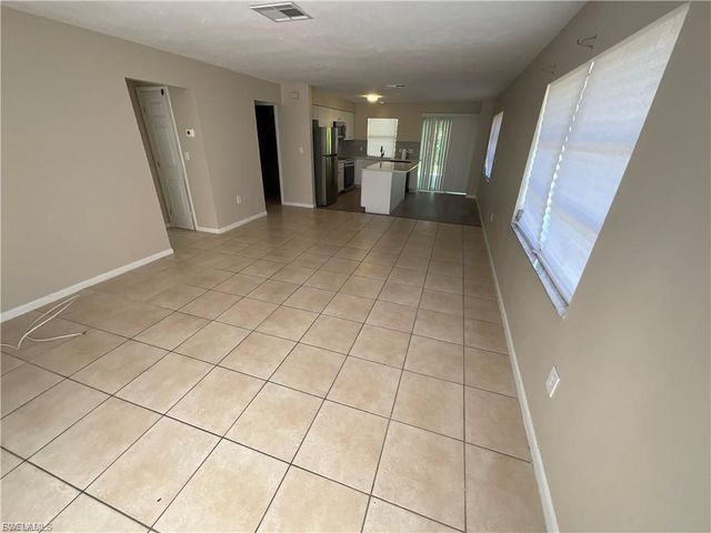 610 SE 13th CT A, Cape Coral, FL 33990