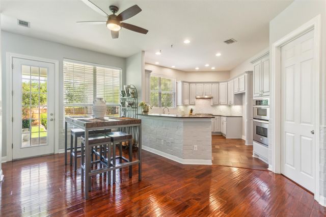3239 Bay Hill LN, Round Rock, TX 78664