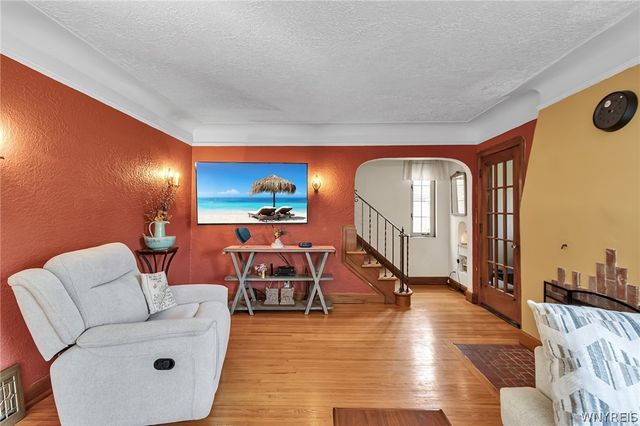 28 Woodward Avenue, Tonawanda, NY 14217