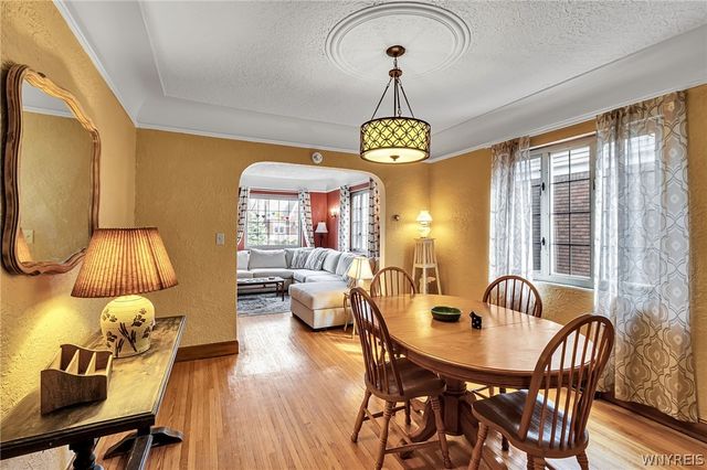 28 Woodward Avenue, Tonawanda, NY 14217