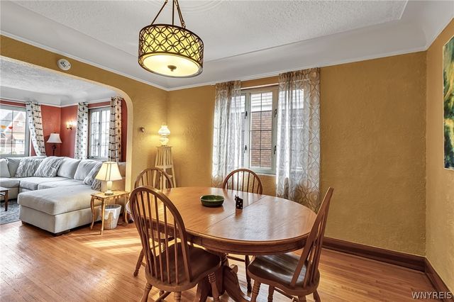 28 Woodward Avenue, Tonawanda, NY 14217