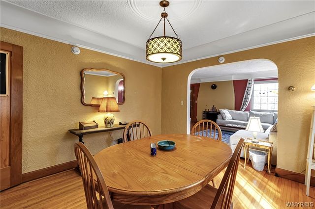 28 Woodward Avenue, Tonawanda, NY 14217