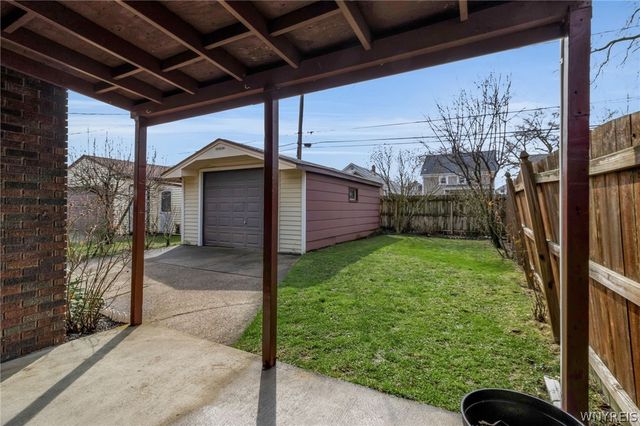 28 Woodward Avenue, Tonawanda, NY 14217