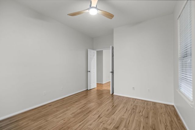 34 Drifting Shadows Circle, The Woodlands, TX 77385