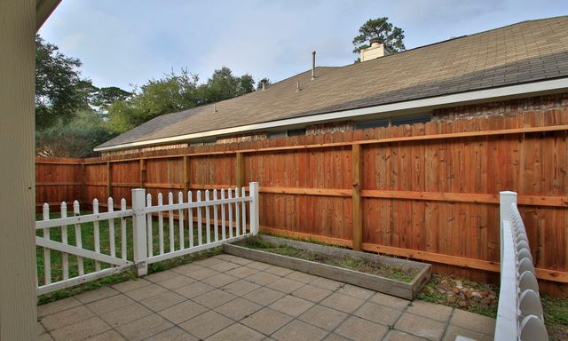 34 Drifting Shadows Circle, The Woodlands, TX 77385