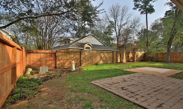 34 Drifting Shadows Circle, The Woodlands, TX 77385