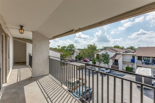 6910 Hart LN 414, Austin, TX 78731