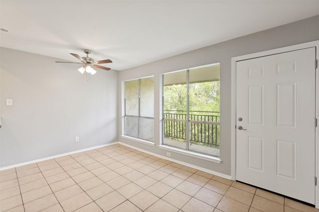 6910 Hart LN 414, Austin, TX 78731