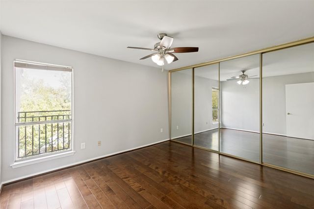 6910 Hart LN 414, Austin, TX 78731