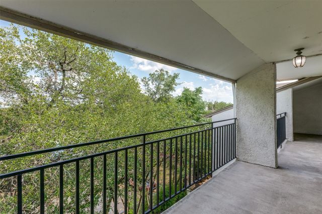 6910 Hart LN 414, Austin, TX 78731