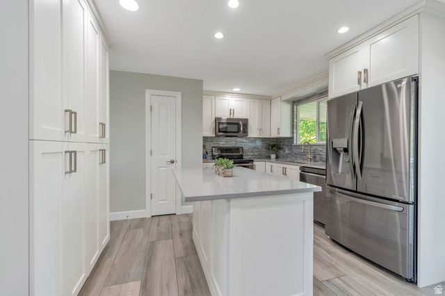6648 S 3335 W, West Jordan, UT 84084