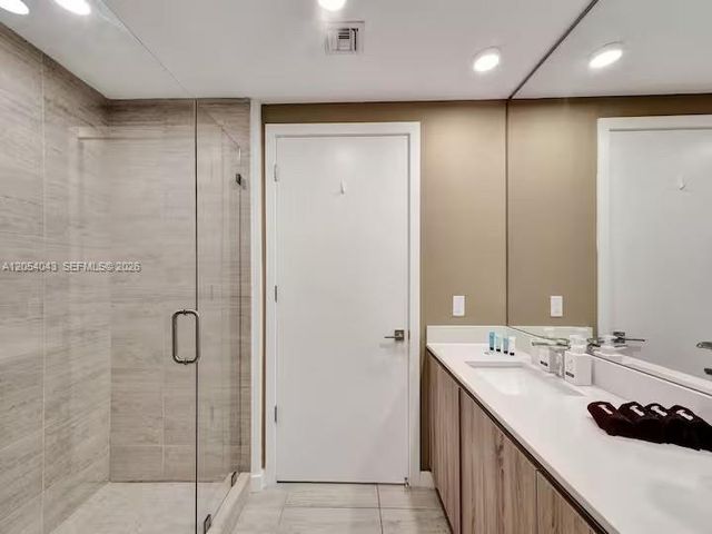 3900 Biscayne Blvd S-216, Miami, FL 33137
