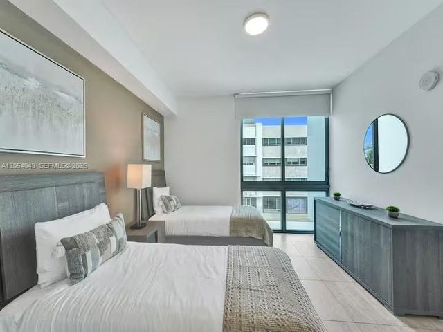 3900 Biscayne Blvd S-216, Miami, FL 33137