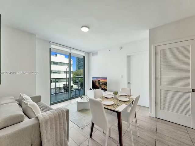 3900 Biscayne Blvd S-216, Miami, FL 33137