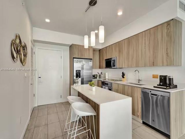 3900 Biscayne Blvd S-216, Miami, FL 33137