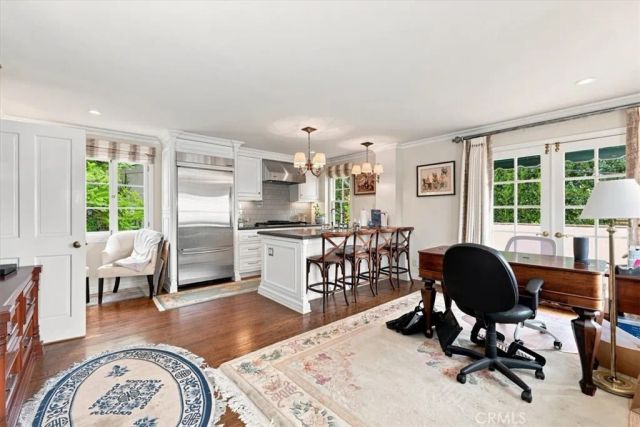 2240 N Berendo, Los Angeles, CA 90027