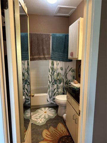 106 E 30th ST 203, Austin, TX 78705