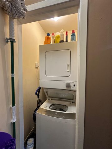 106 E 30th ST 203, Austin, TX 78705