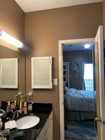 106 E 30th ST 203, Austin, TX 78705