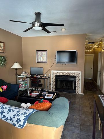 106 E 30th ST 203, Austin, TX 78705