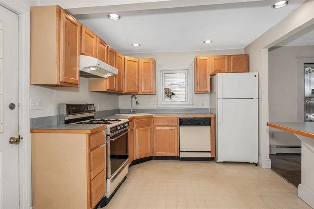 2 Grove Place, Melrose, MA 02176