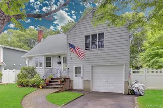 117 Eastgate Road, Massapequa Park, NY 11762