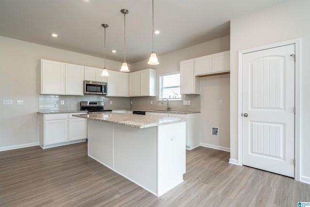 5352 TAILWINDS DRIVE, Bessemer, AL 35022