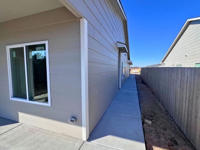 3810-3812 S Bluelake Street, Wichita, KS 67215