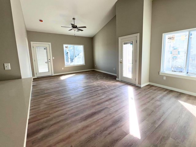 3810-3812 S Bluelake Street, Wichita, KS 67215