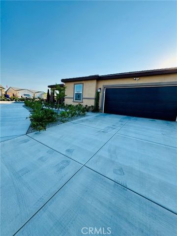 11416 Sunny Way, Victorville, CA 92392