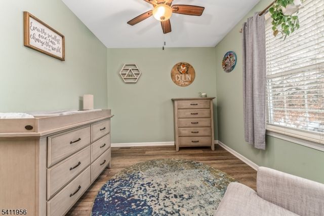 16 Hancock Ct, Raritan Twp., NJ 08822