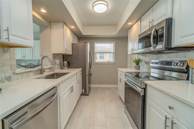 33 CADDY ROAD, Rotonda West, FL 33947