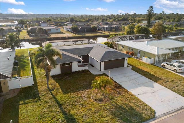 33 CADDY ROAD, Rotonda West, FL 33947