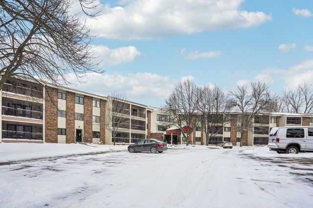 3150 Glen Oaks Avenue 104A, White Bear Lake, MN 55110