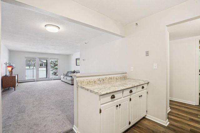 3150 Glen Oaks Avenue 104A, White Bear Lake, MN 55110