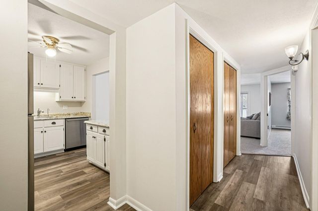 3150 Glen Oaks Avenue 104A, White Bear Lake, MN 55110