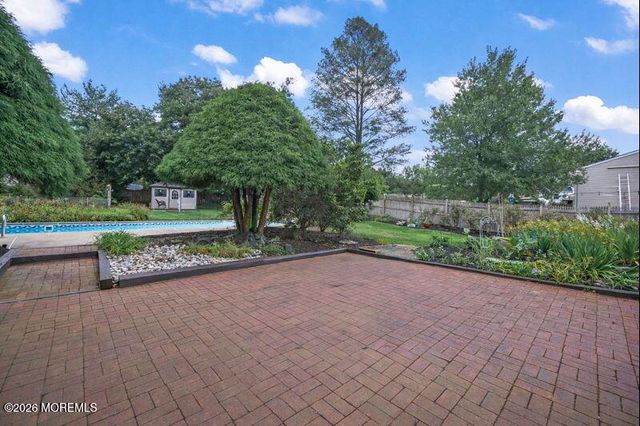 124 Sherwood Drive, Freehold, NJ 07728