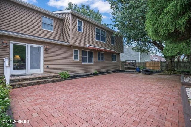 124 Sherwood Drive, Freehold, NJ 07728