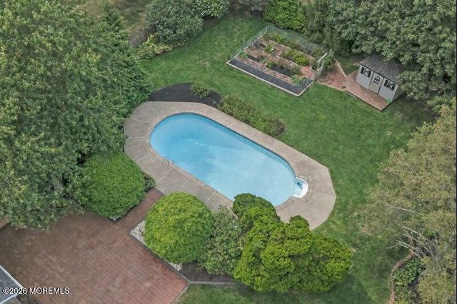 124 Sherwood Drive, Freehold, NJ 07728