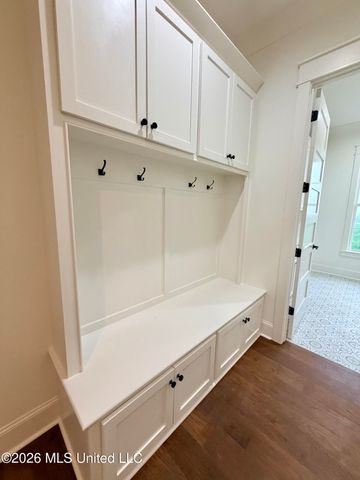 1013 Crepe Myrtle Drive, Brandon, MS 39047