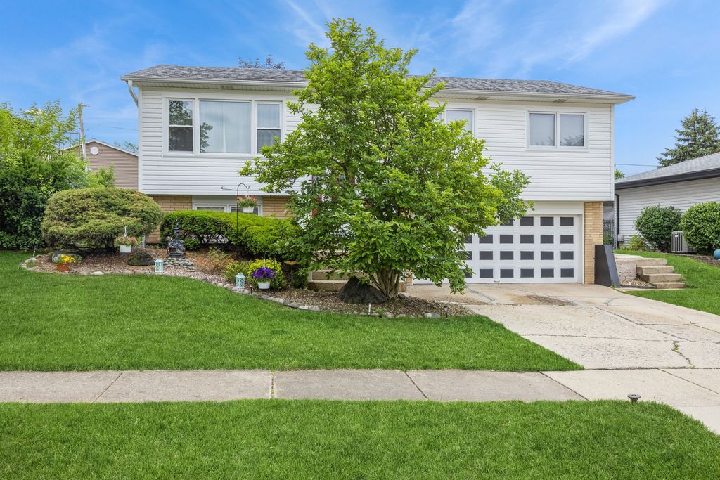 6405 163rd Place, Tinley Park, IL 60477