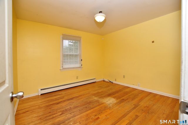 21 Emma Street, West Haven, CT 06516